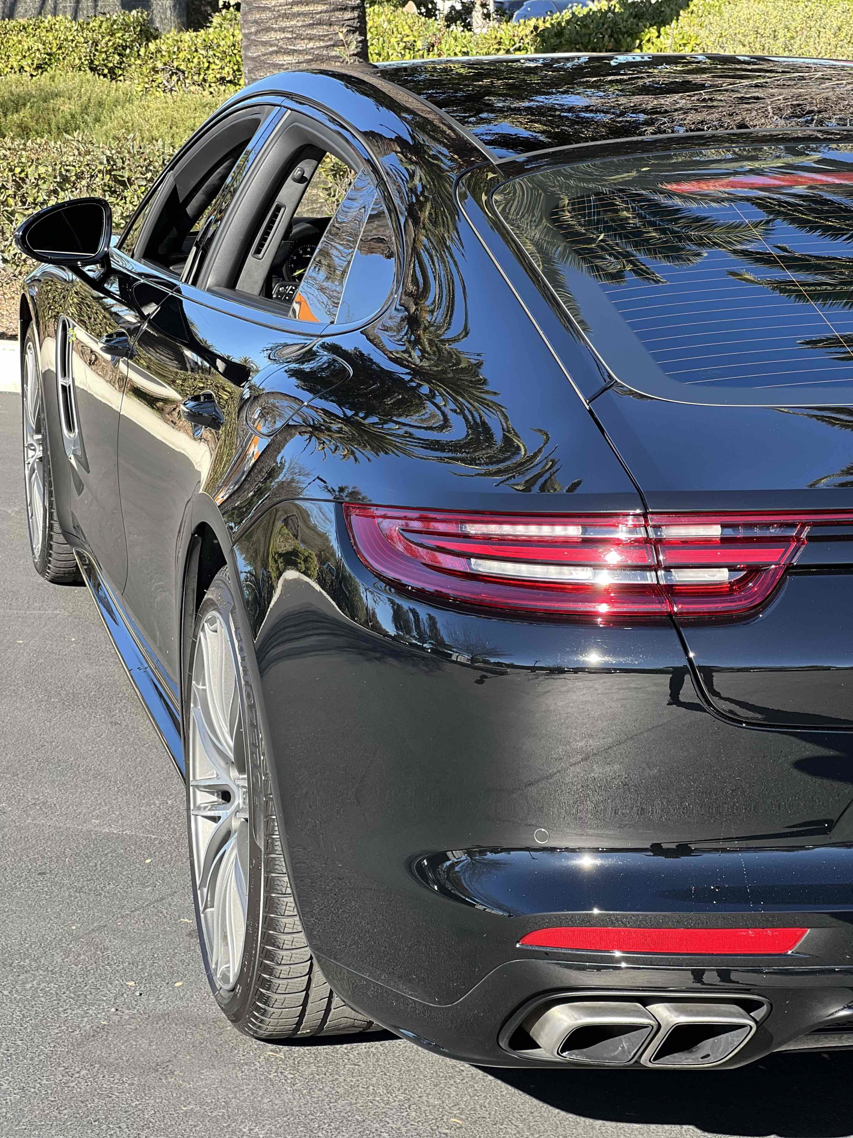 Used 2019 Porsche Panamera Turbo S Executive image 64
