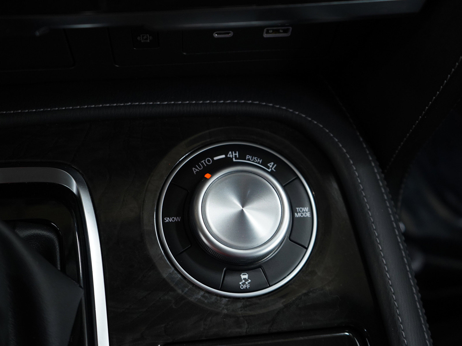 Used 2024 INFINITI QX80 Premium Select image 29