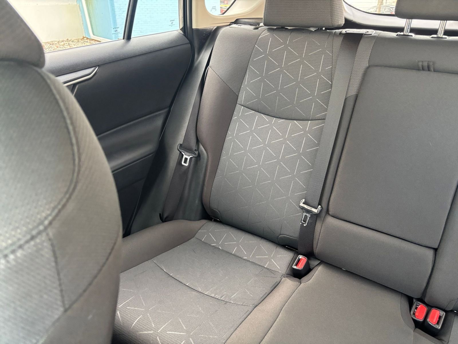 Used 2025 Toyota RAV4 XLE image 35