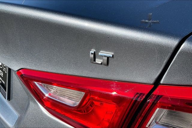 Used 2025 Chevrolet Malibu LT FWD image 24