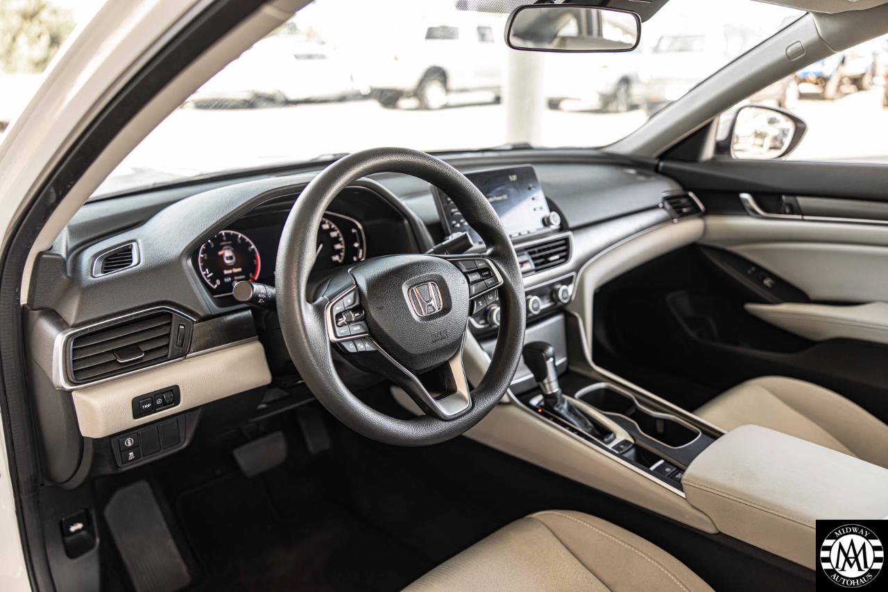 Used 2018 Honda Accord LX image 8