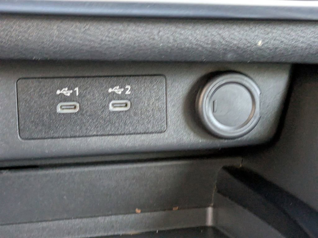 Used 2024 Nissan Rogue SV image 21