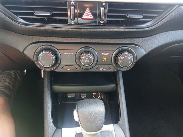 Used 2022 Kia Forte LXS FWD image 29