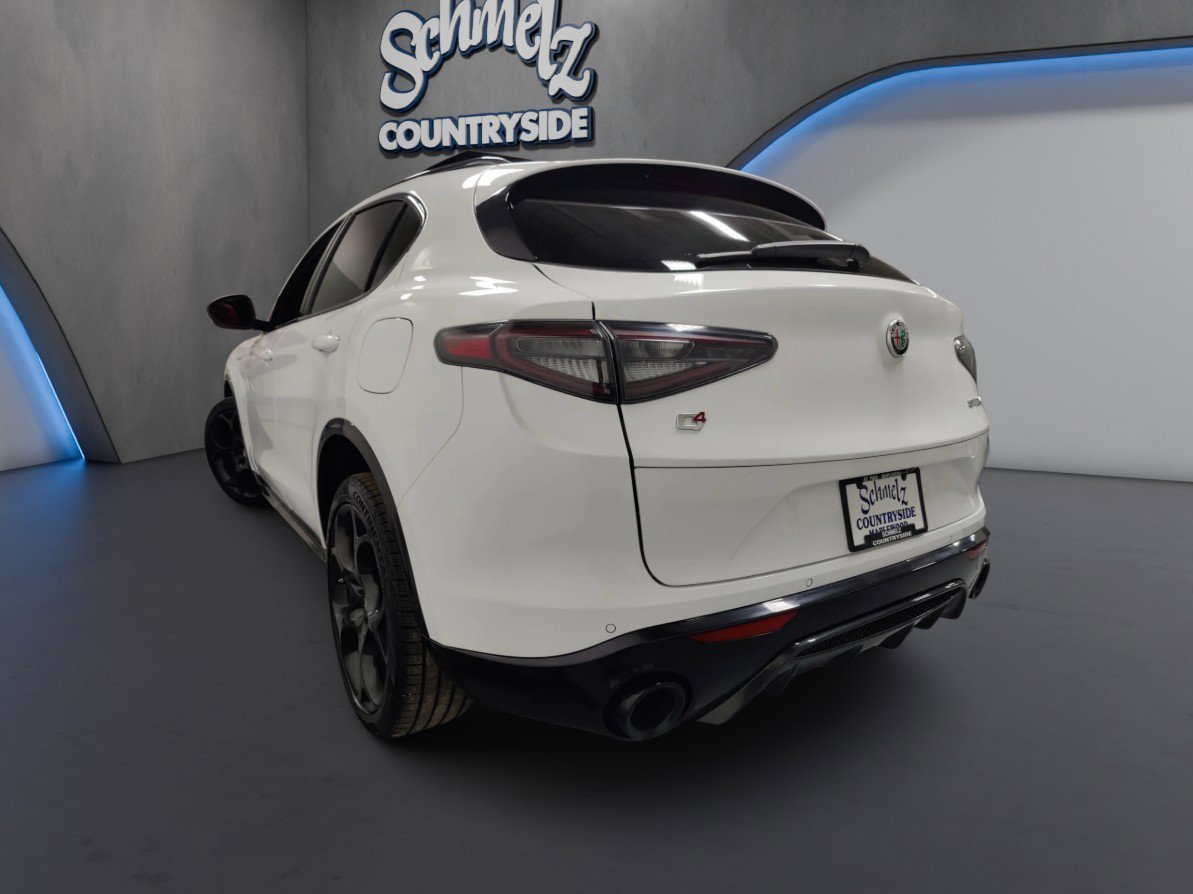 Certified 2024 Alfa Romeo Stelvio Veloce image 14