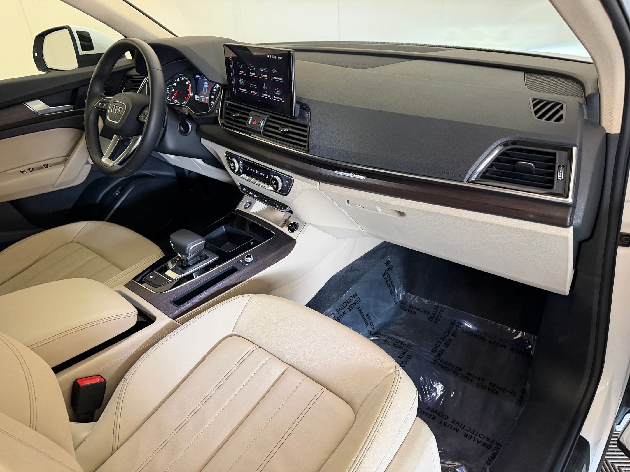 Certified 2023 Audi Q5 Premium w/ Convenience Package AWD/4WD image 33