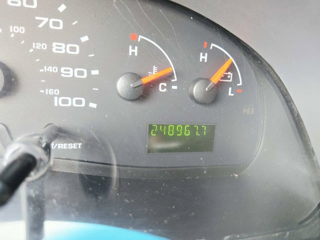 Used 2006 Ford E-150 and Econoline 150 RWD image 20