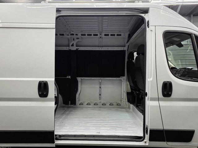 Used 2019 RAM ProMaster 2500 FWD image 11
