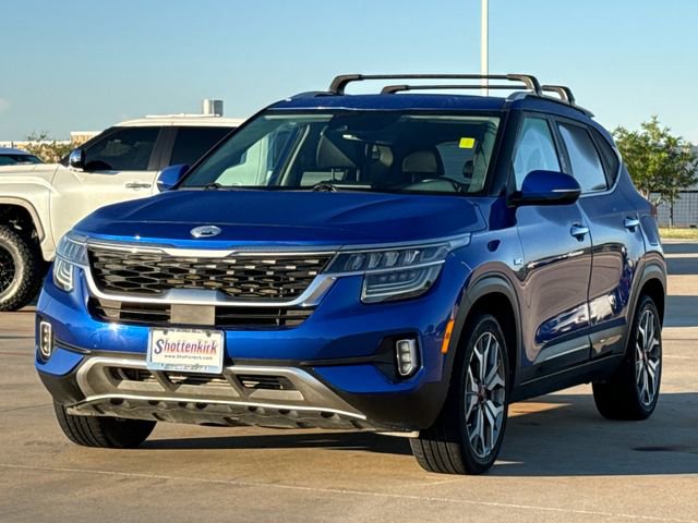 Used 2021 Kia Seltos SX w/ SX Sunroof Package image 3