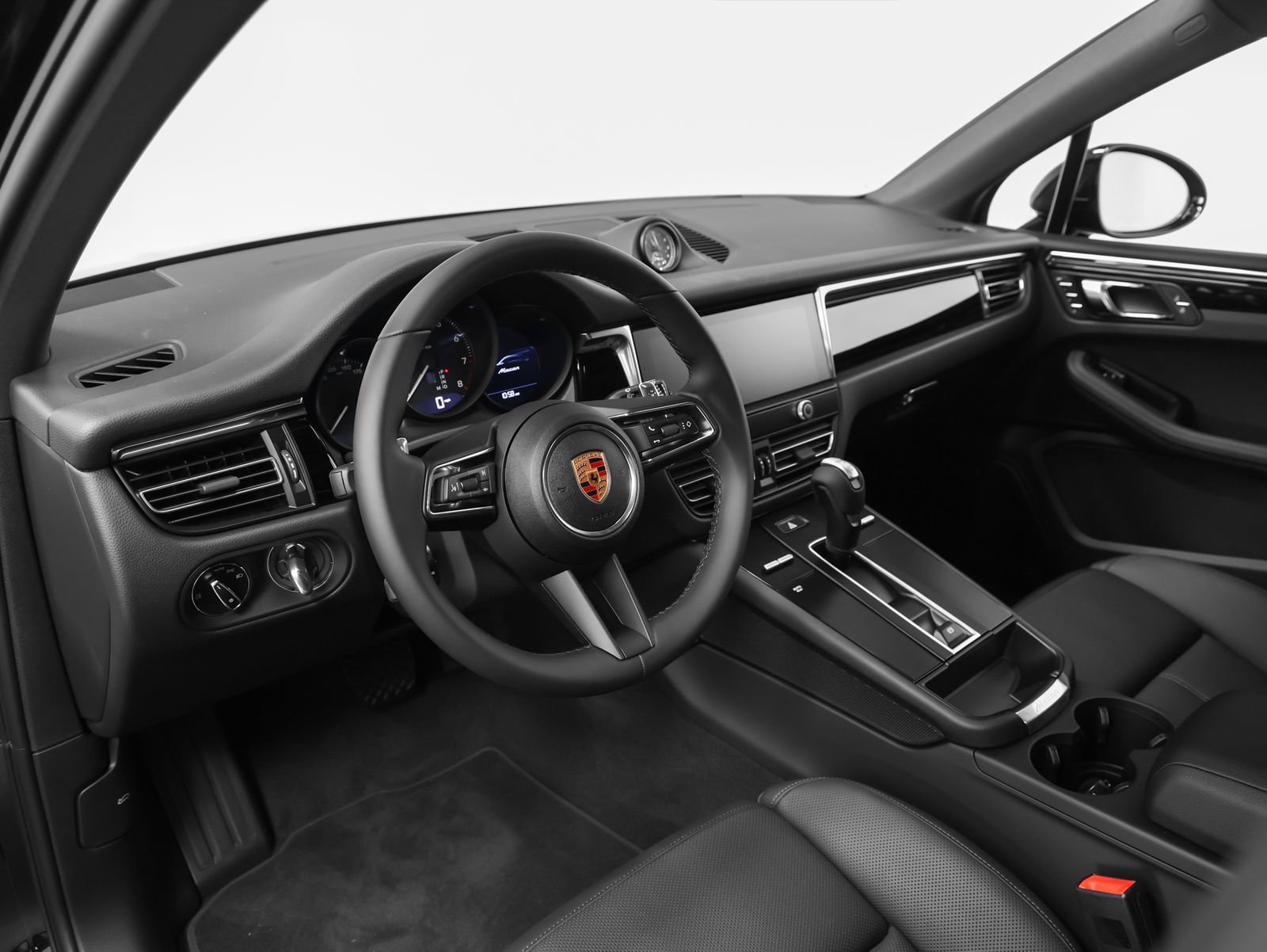 New 2026 Porsche Macan AWD/4WD image 4