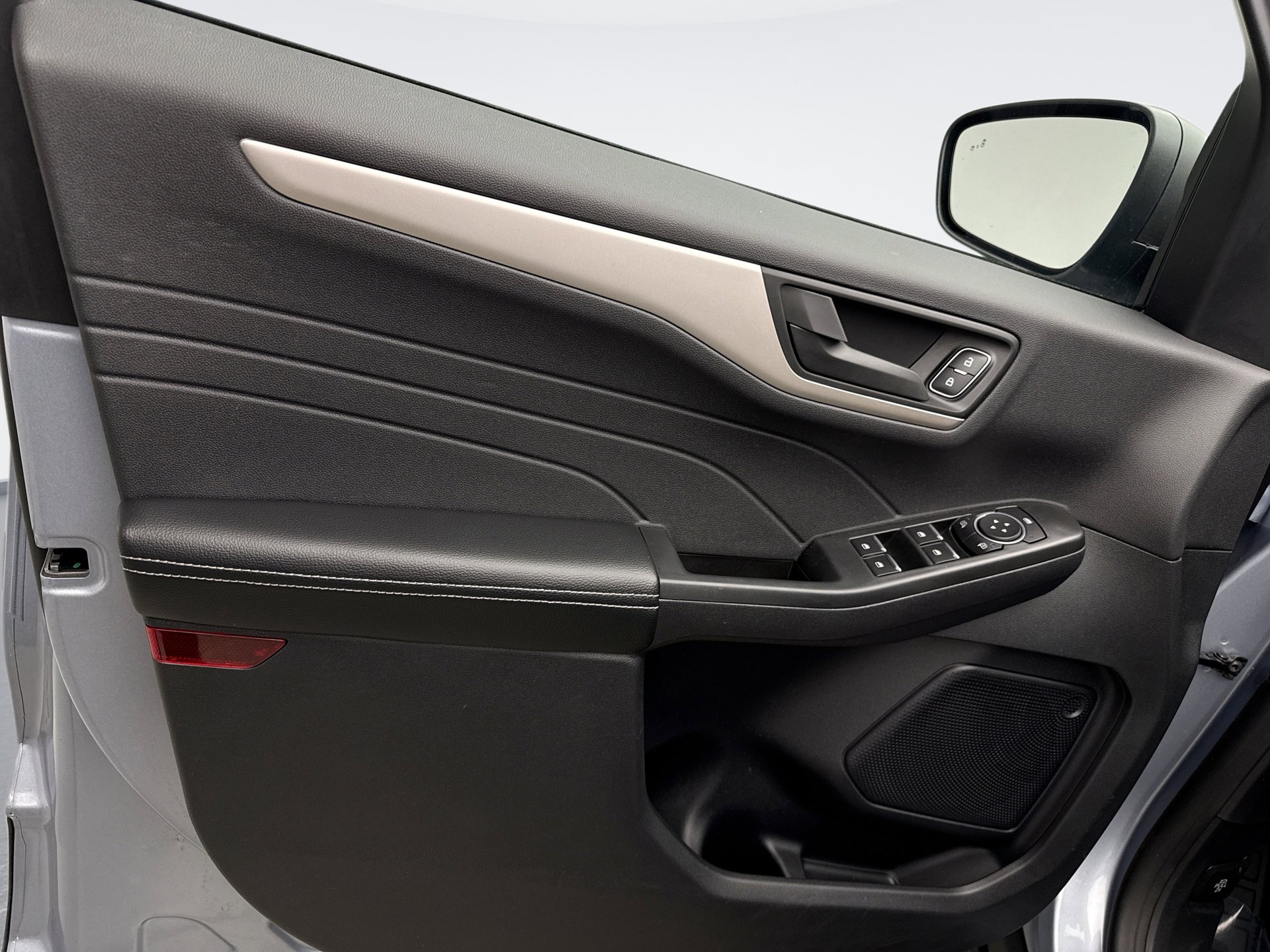 Used 2022 Ford Escape SE w/ Convenience Package image 9