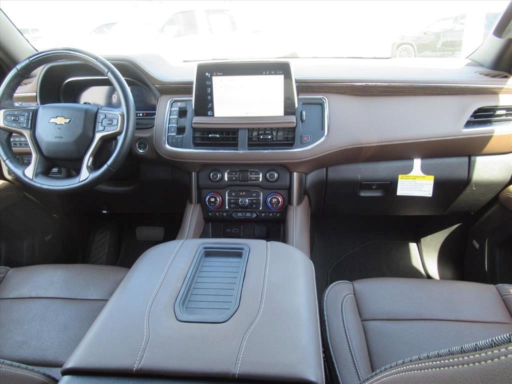 Certified 2024 Chevrolet Tahoe High Country w/ Advanced Technology Package AWD/4WD image 13