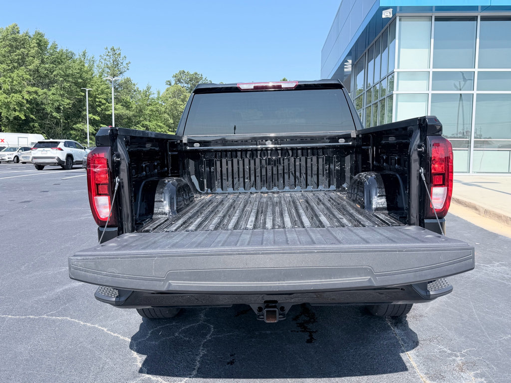 Used 2023 GMC Sierra 1500 Elevation RWD image 9