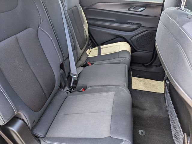 Used 2024 Jeep Grand Cherokee L Laredo AWD/4WD image 30