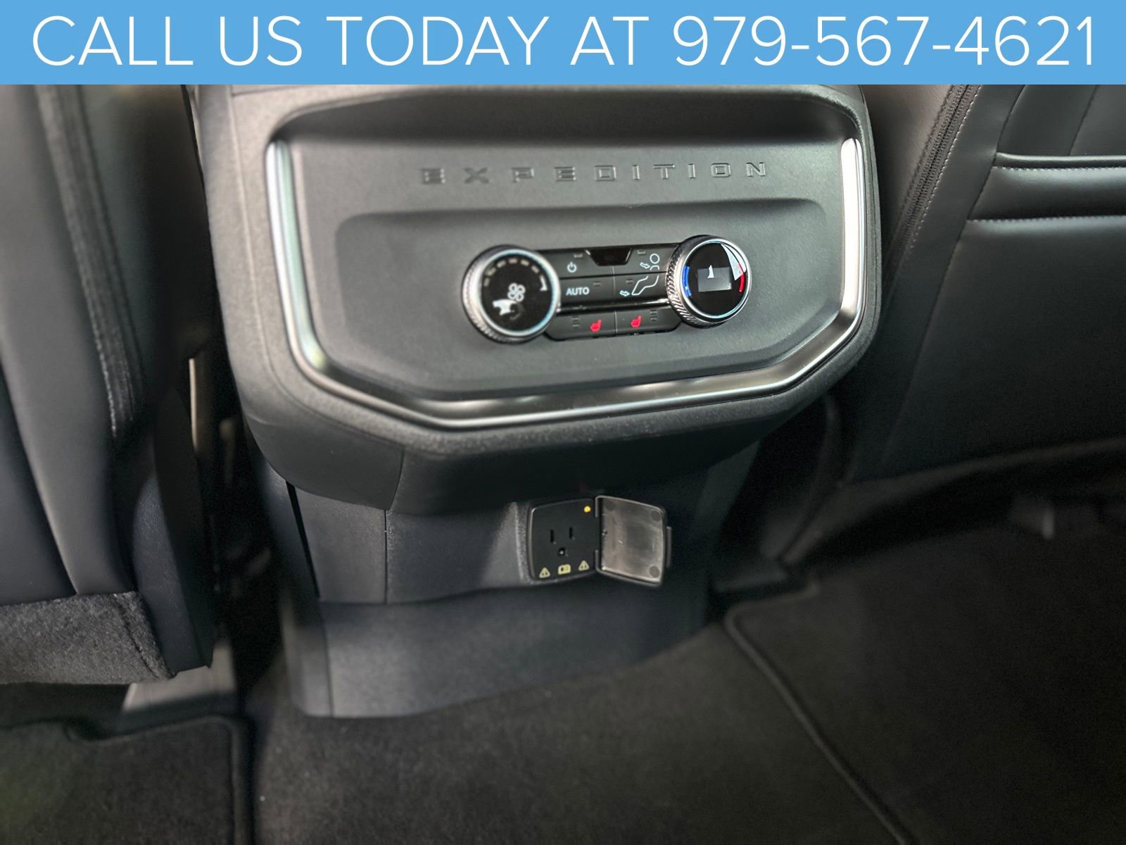New 2025 Ford Expedition Platinum w/ Stealth Performance Package image 40