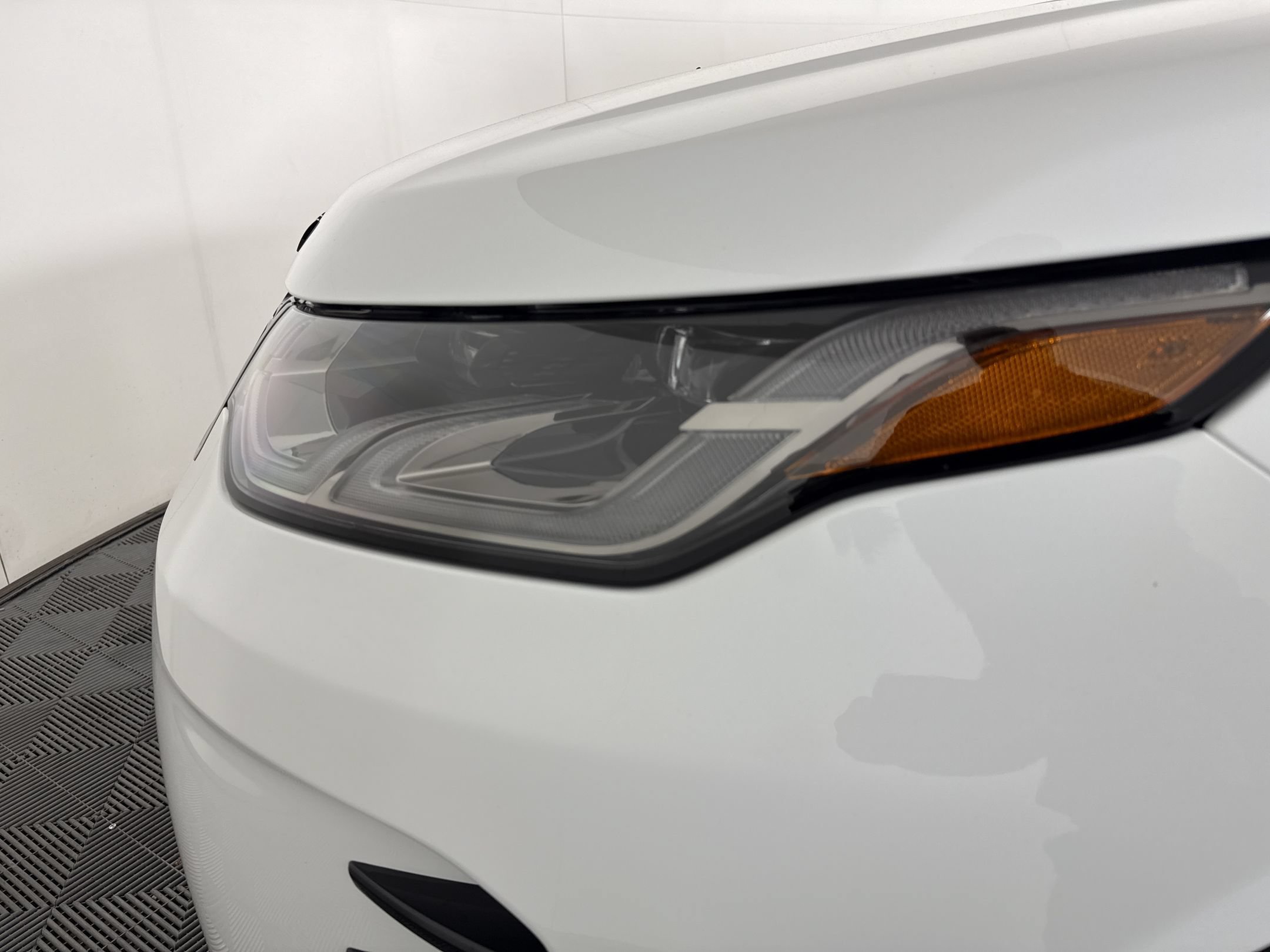 New 2026 Land Rover Discovery Sport Landmark AWD/4WD image 11