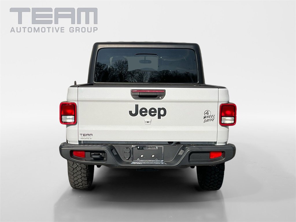 Used 2022 Jeep Gladiator Willys image 6