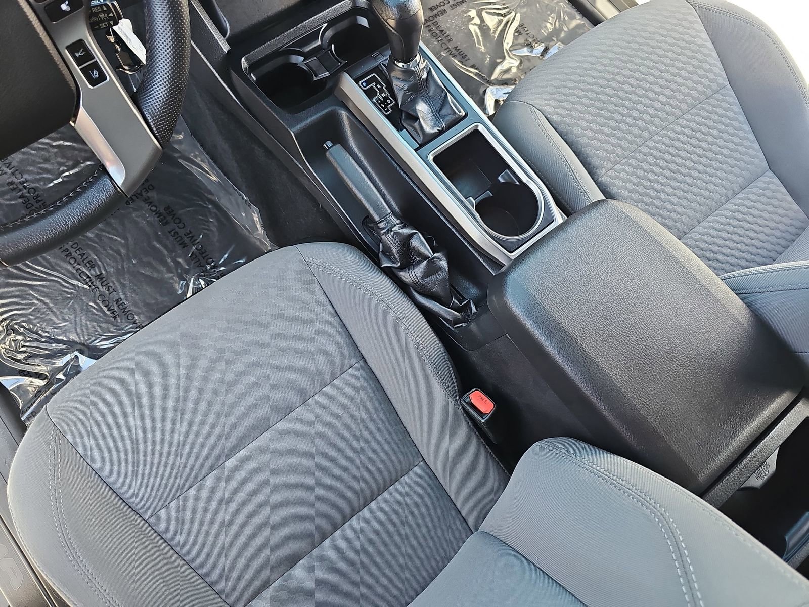 Used 2020 Toyota Tacoma SR5 RWD image 24
