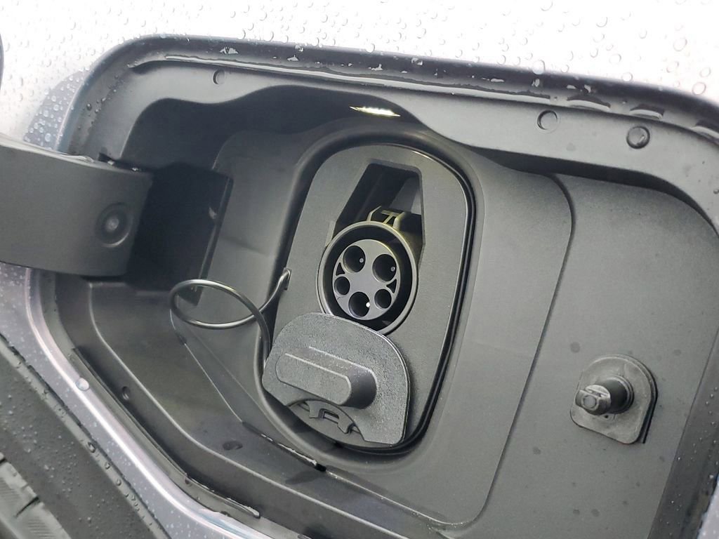 New 2026 Chevrolet Equinox EV LT image 6