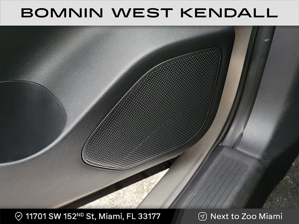 Used 2021 Nissan Rogue SL w/ Premium Package image 30