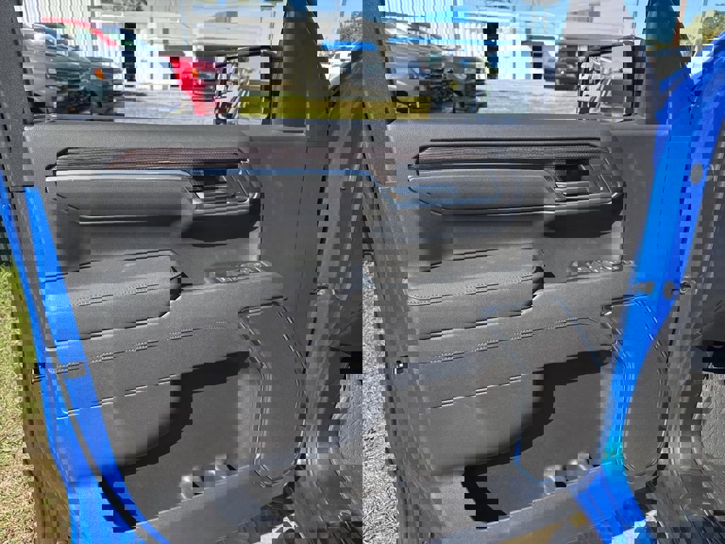 New 2026 Chevrolet Silverado 1500 RST w/ RST Select Package image 7