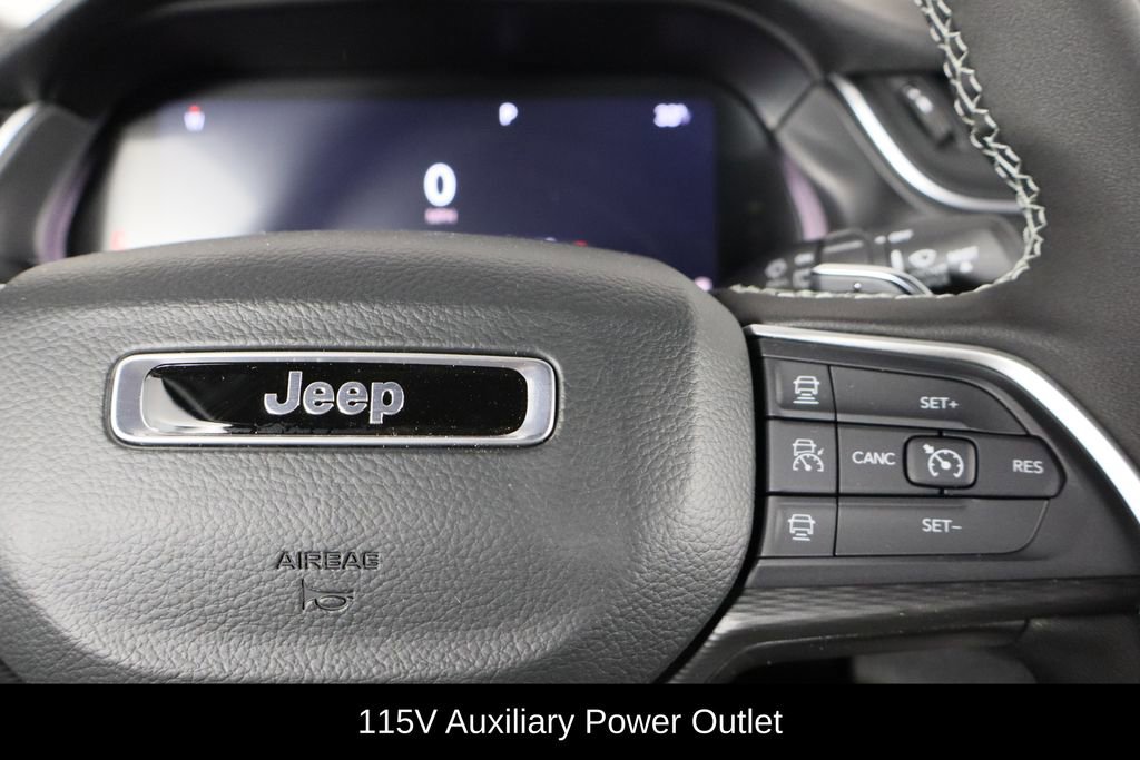 New 2025 Jeep Grand Cherokee Laredo image 10