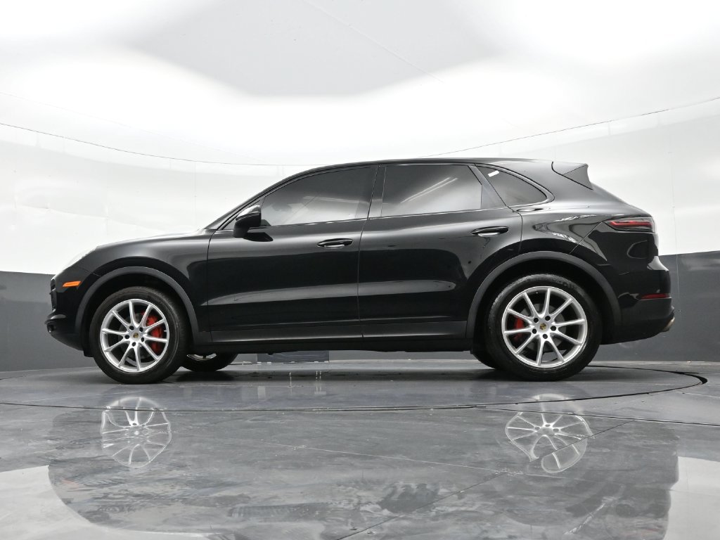 Used 2020 Porsche Cayenne AWD/4WD image 29