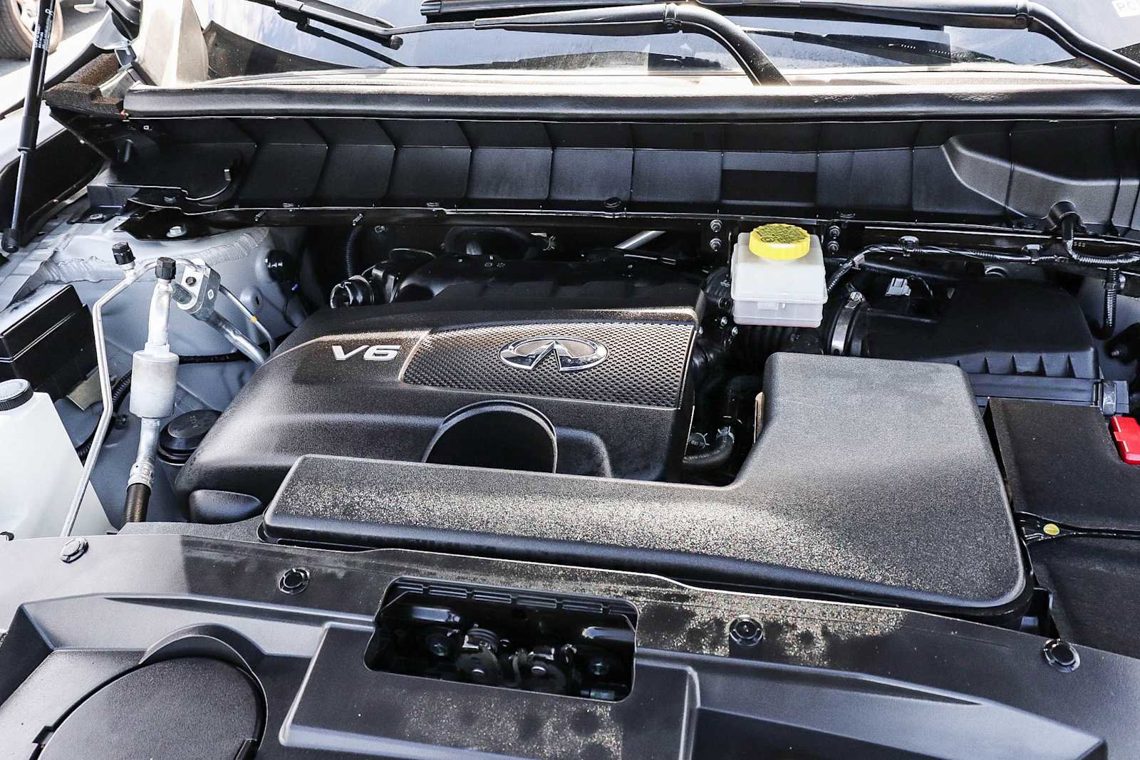 Used 2023 INFINITI QX60 Luxe w/ Cargo Package image 35