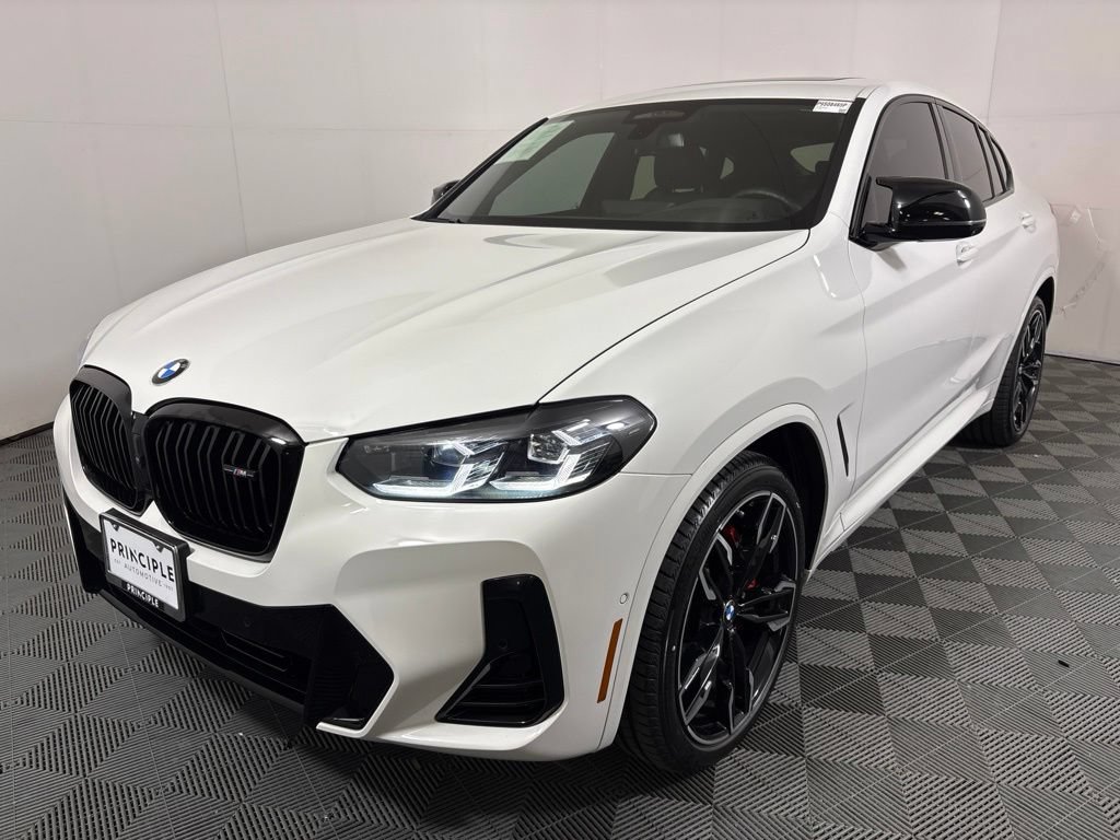 Used 2023 BMW X4 M40i AWD/4WD image 2