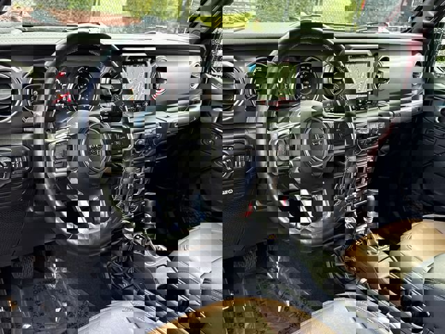 Used 2021 Jeep Gladiator Rubicon image 21