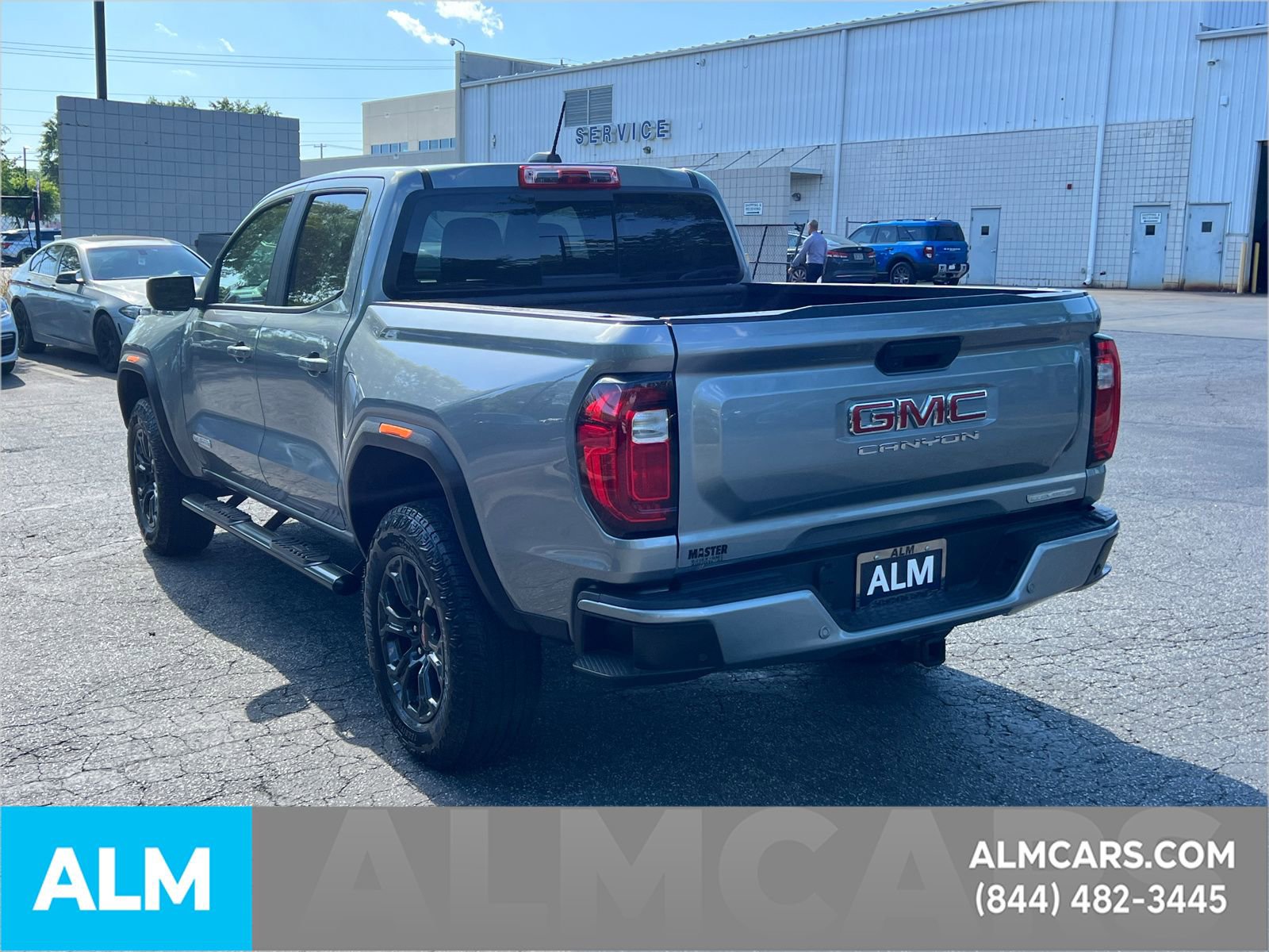 Used 2025 GMC Canyon Elevation image 8
