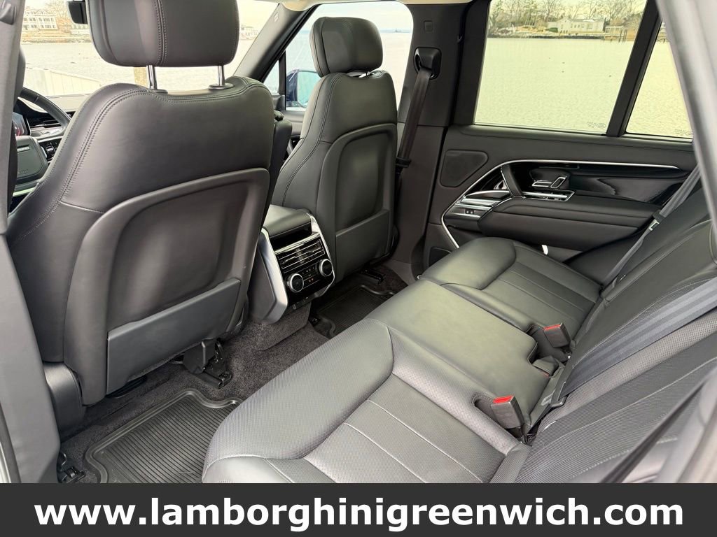 Used 2022 Land Rover Range Rover SE image 43