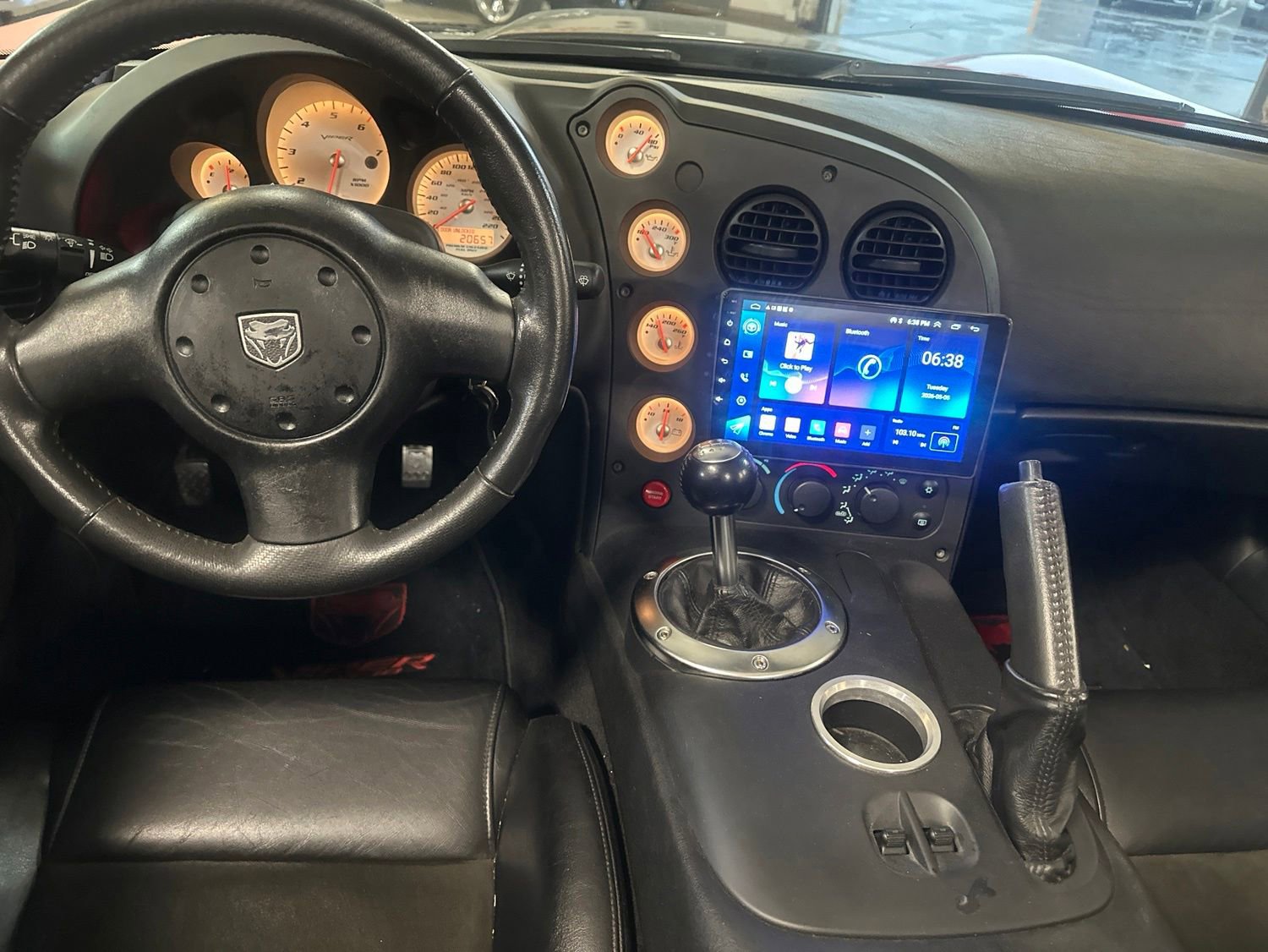 Used 2003 Dodge Viper SRT-10 RWD image 18