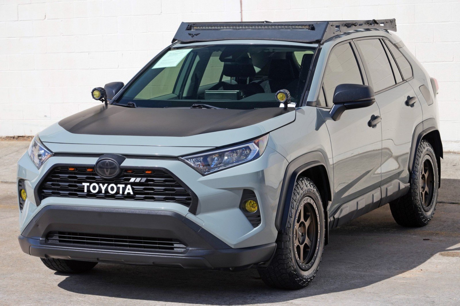 Used 2021 Toyota RAV4 XLE AWD/4WD image 42