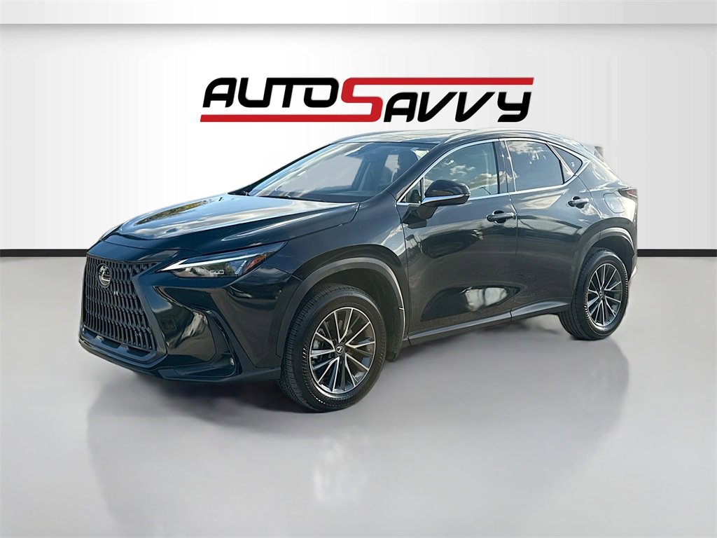 Used 2025 Lexus NX 250 FWD w/ Premium Package image 3