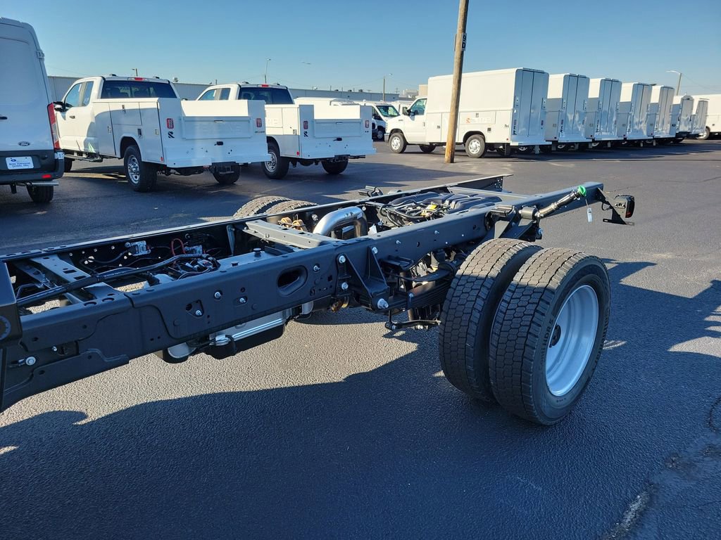 New 2026 Ford F550 4x4 Regular Cab Super Duty image 12