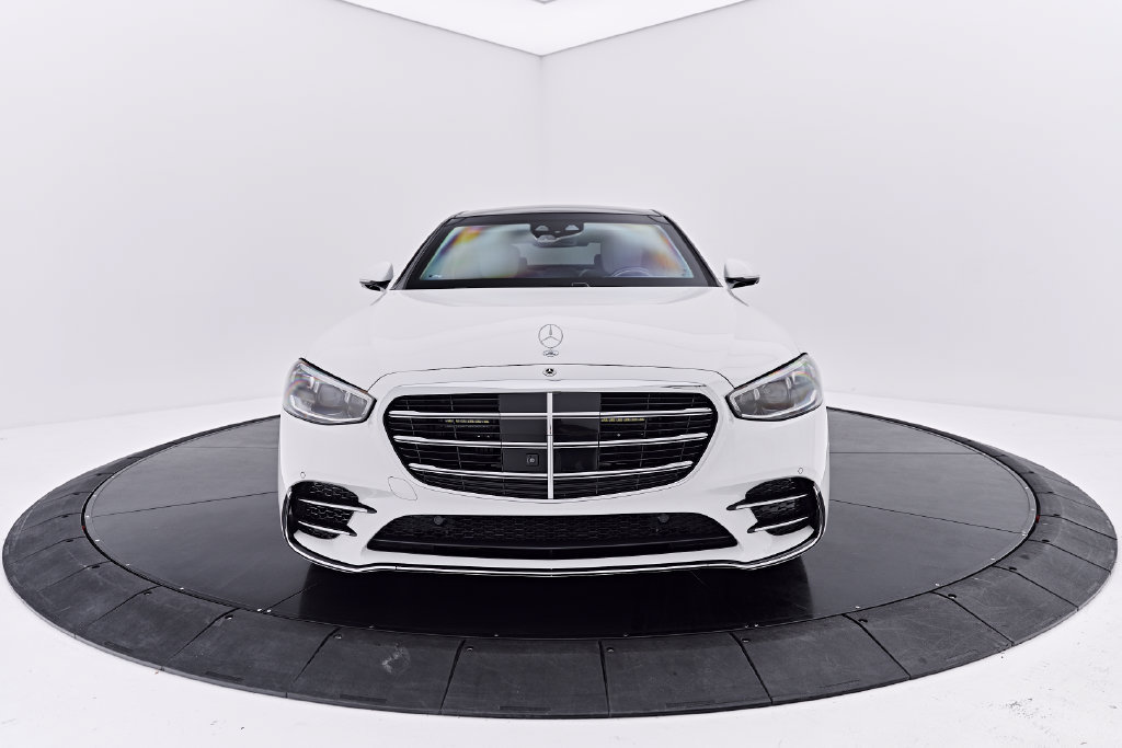 Used 2024 Mercedes-Benz S 580 4MATIC Sedan w/ AMG Line image 14