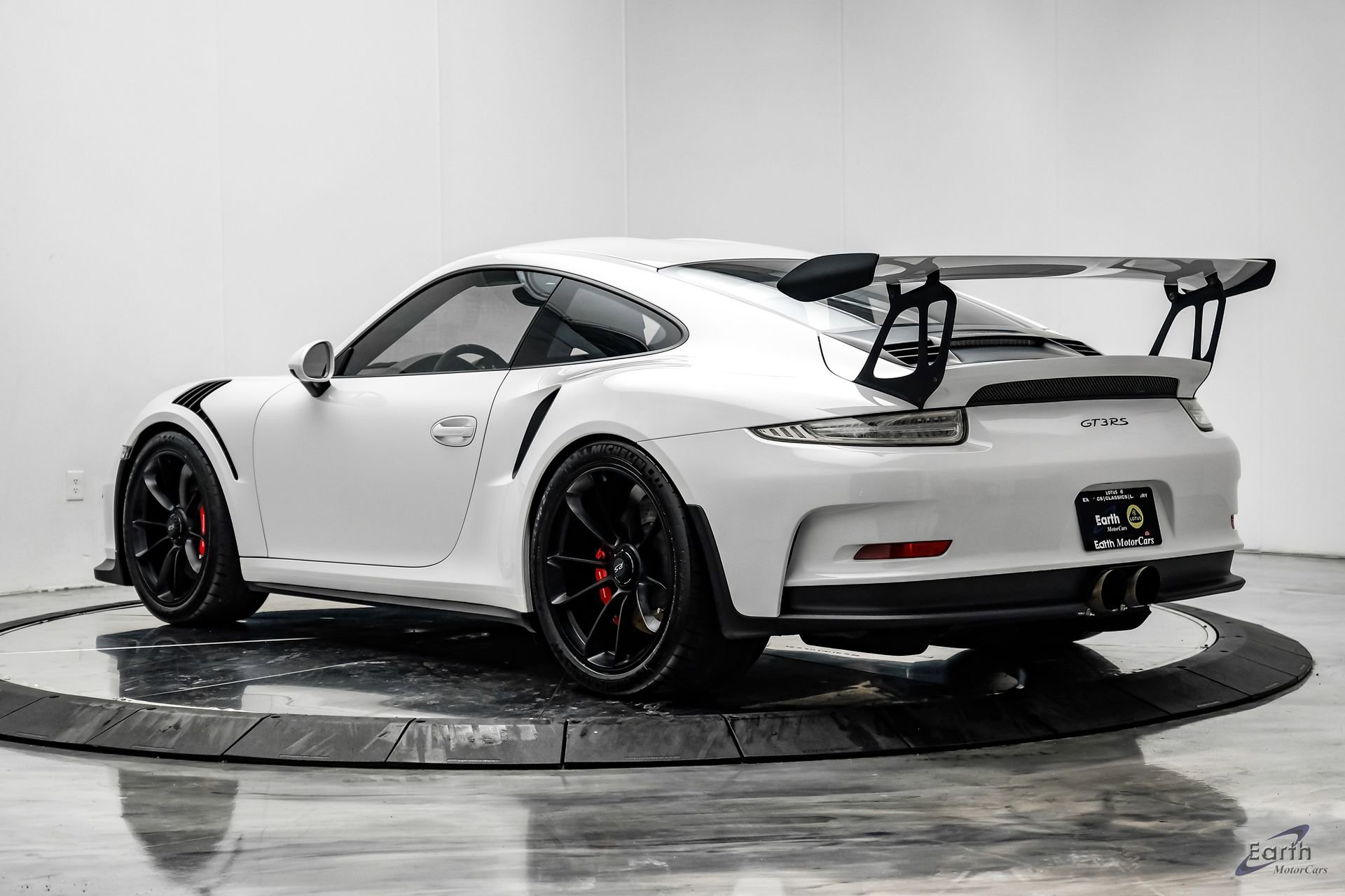 Used 2016 Porsche 911 GT3 RS RWD image 12