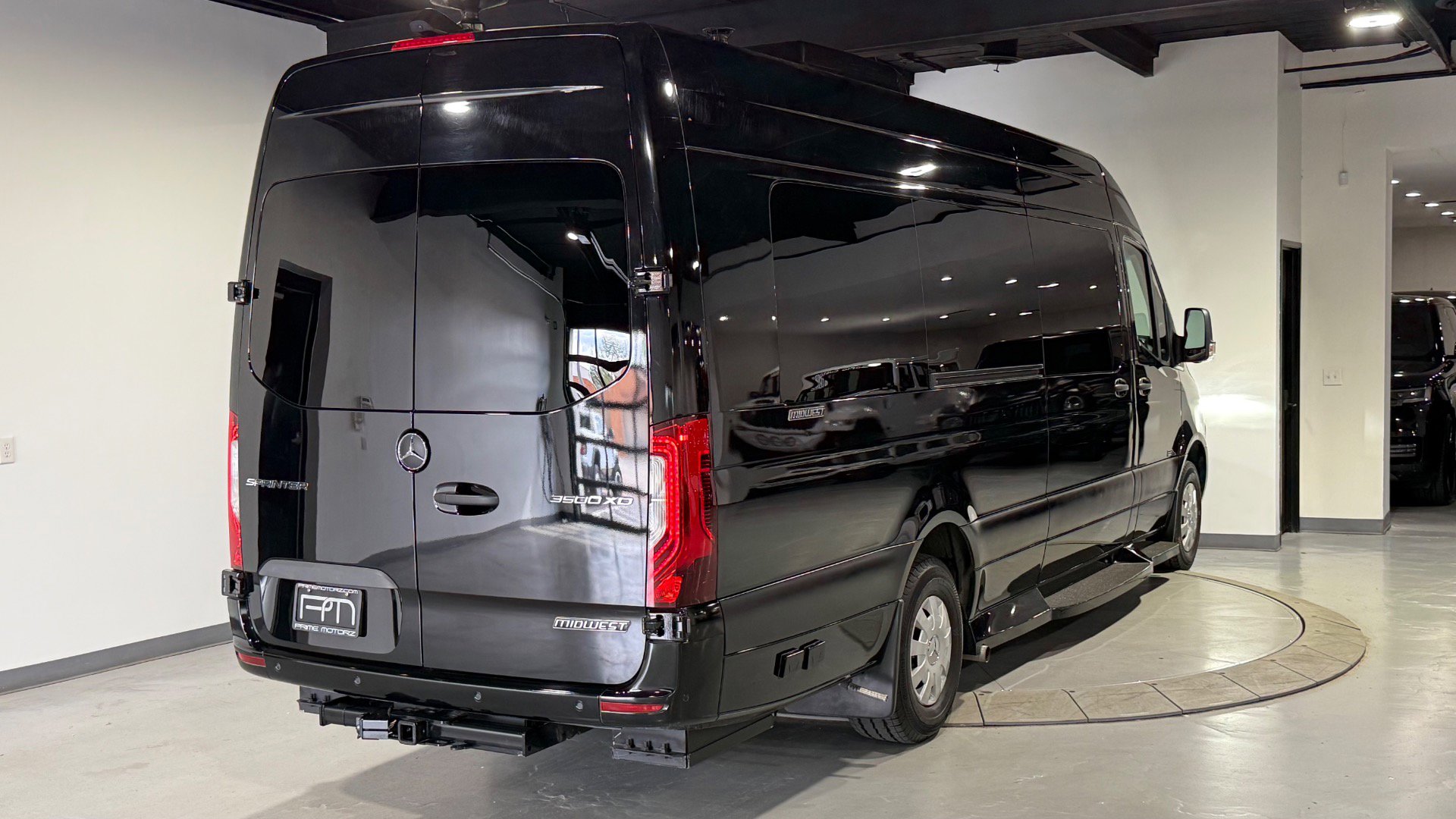 Used 2022 Mercedes-Benz Sprinter 3500 image 11