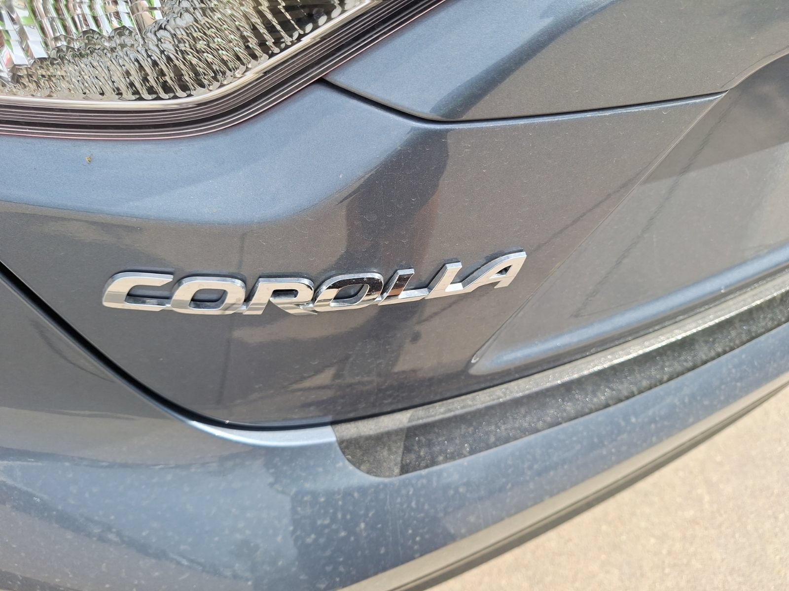 Used 2026 Toyota Corolla LE FWD image 13