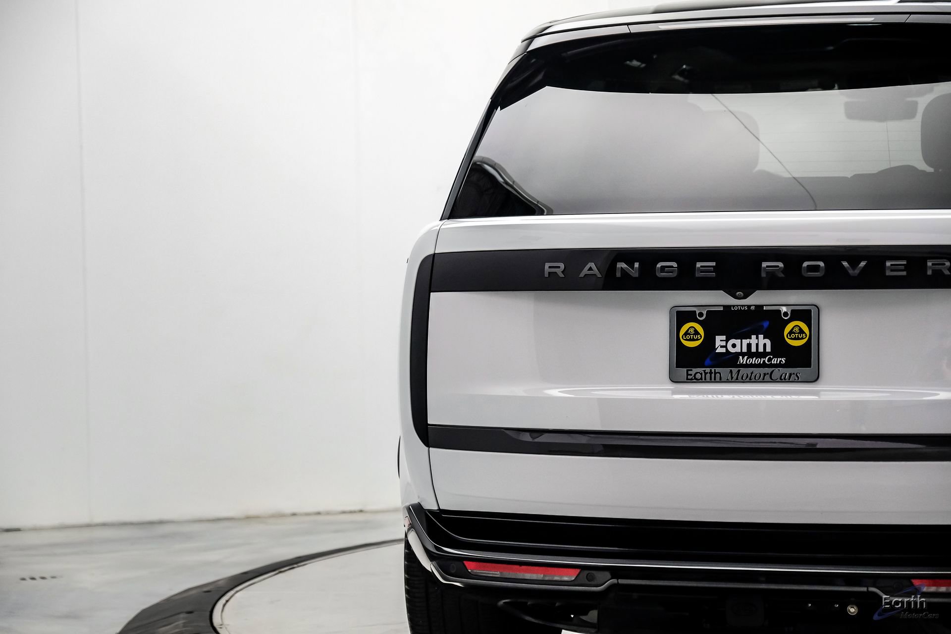Used 2023 Land Rover Range Rover Autobiography AWD/4WD image 14