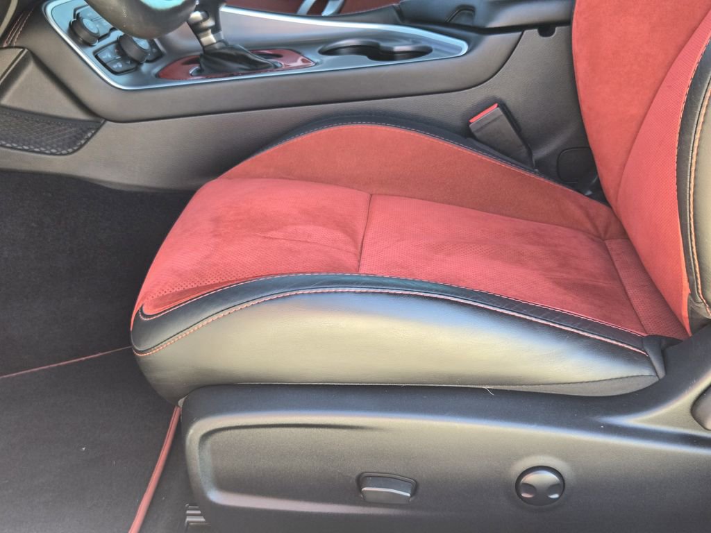 Used 2022 Dodge Challenger R/T w/ Plus Package image 23