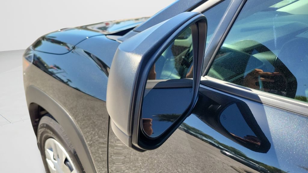 Certified 2024 Toyota Corolla Cross L image 11