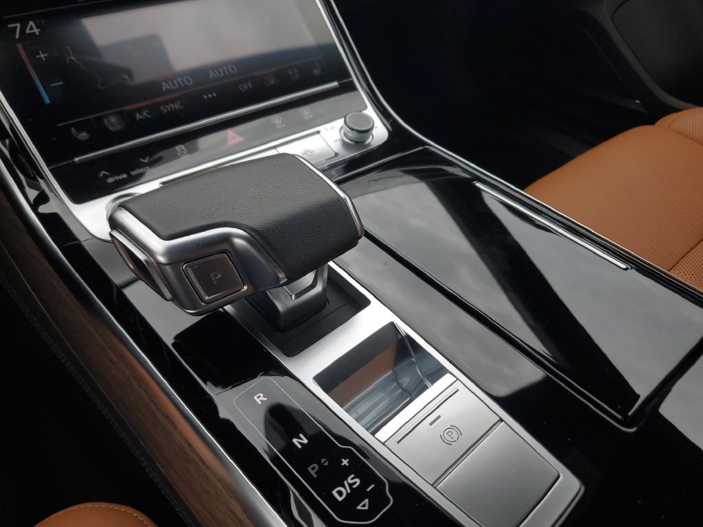 Certified 2024 Audi A8 L 3.0T AWD/4WD image 30