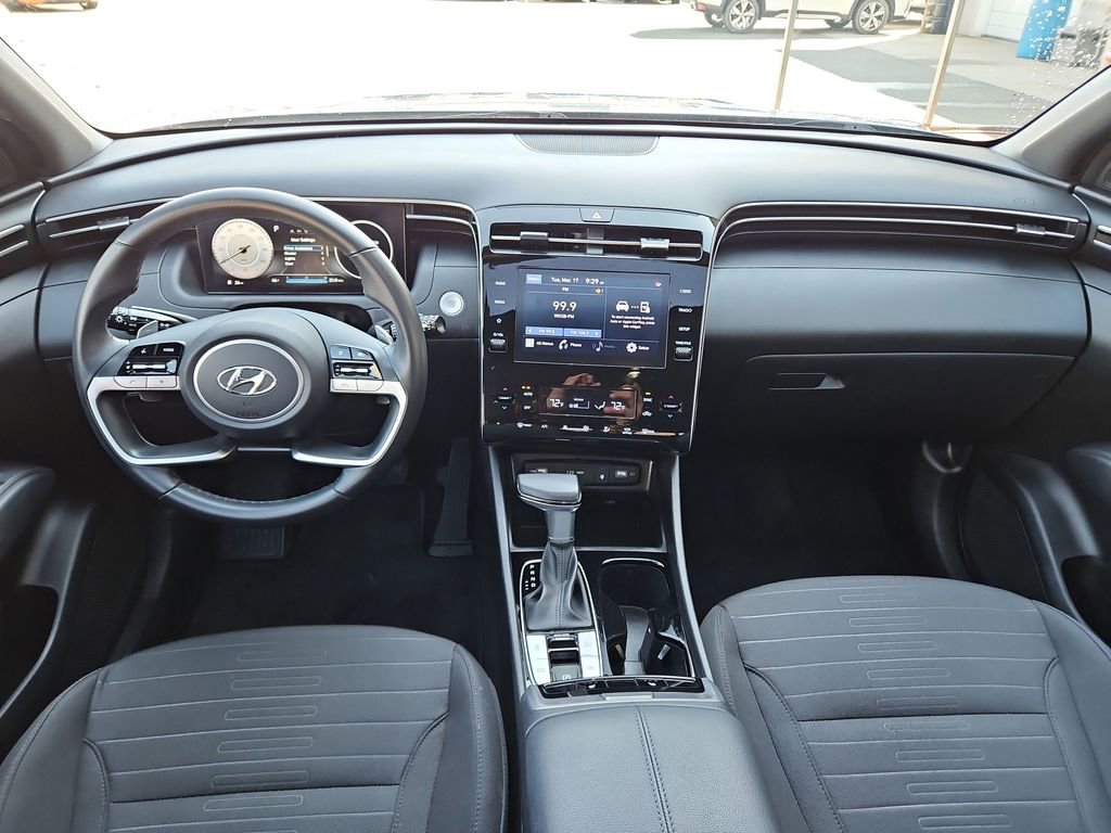 Used 2022 Hyundai Santa Cruz SEL Premium image 9