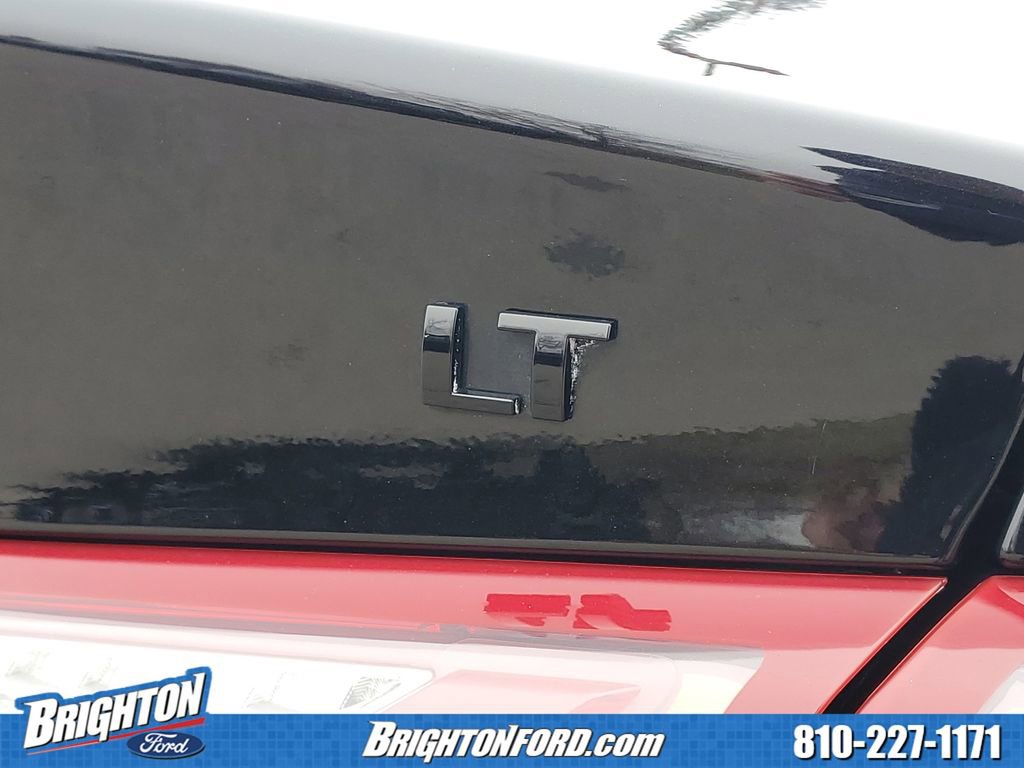 Used 2020 Chevrolet Malibu LT w/ Leather Package image 6