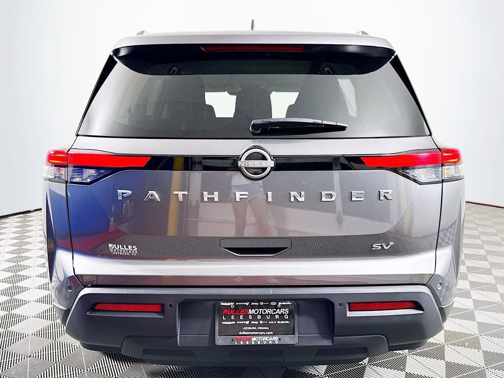 Used 2024 Nissan Pathfinder SV FWD image 6