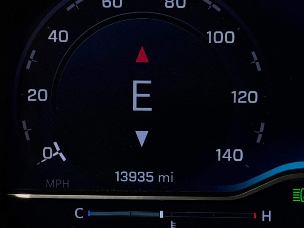 Used 2024 Chevrolet Silverado 1500 LT Trail Boss w/ LT Trail Boss Premium Package image 15