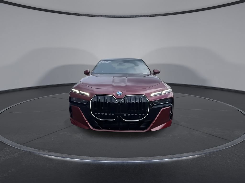 Used 2026 BMW 740i RWD image 4