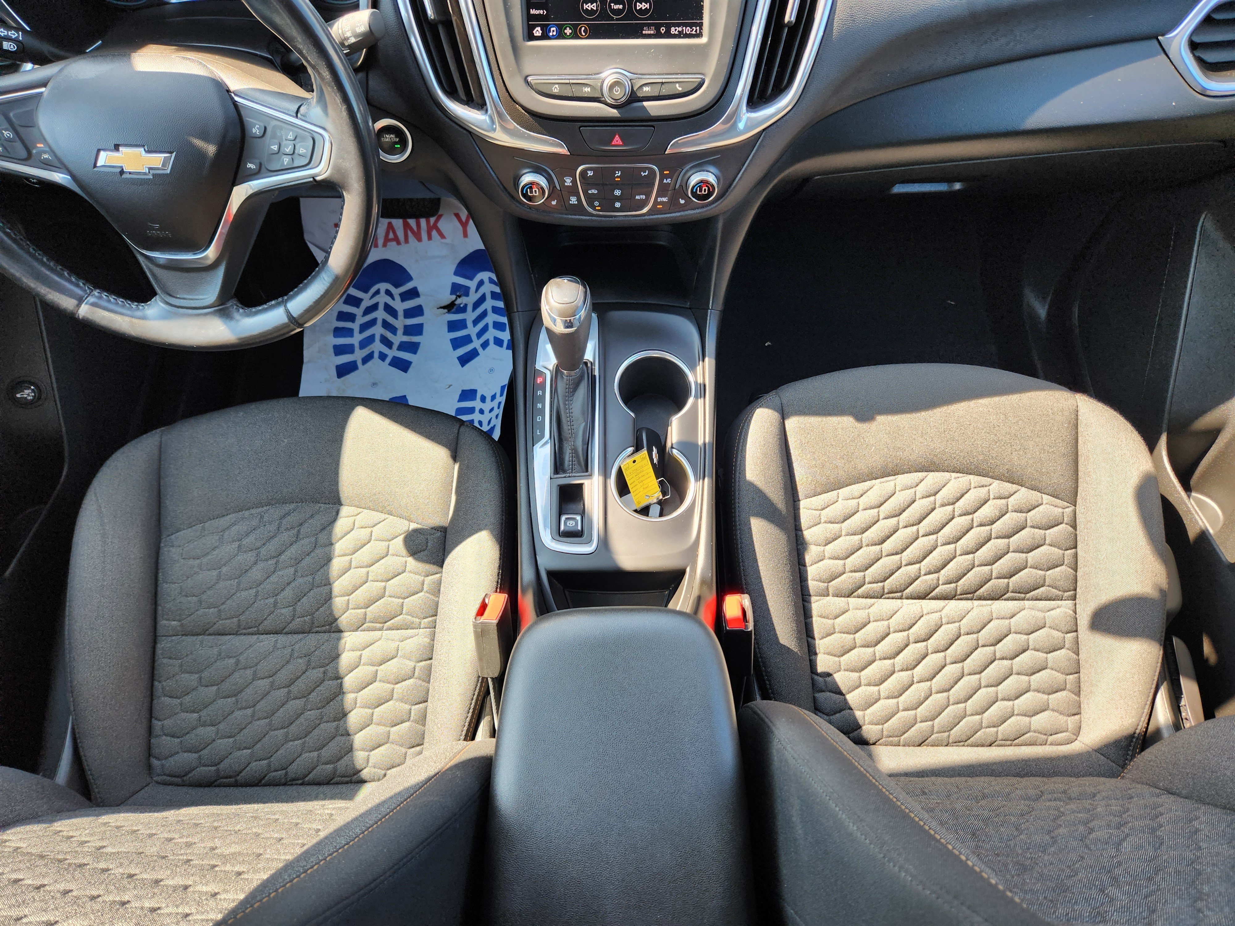 Used 2020 Chevrolet Equinox LT w/ Driver Convenience Package FWD image 17