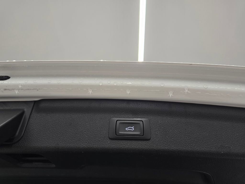 Used 2023 Audi Q3 2.0T Premium image 39